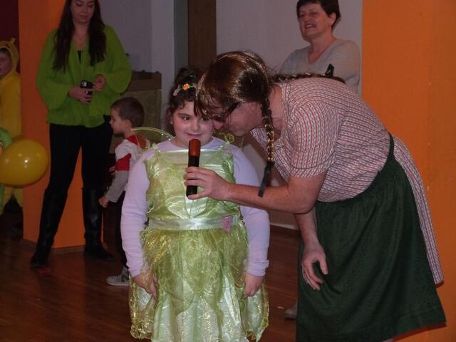 Glitzernder Feen-Zauber im Großwarasdorfer Gasthaus Kuzmits. 