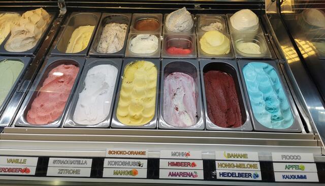 Erste Eissalons der Region Schwechat öffnen. | Foto: SÜSSE BOX/Heidinger