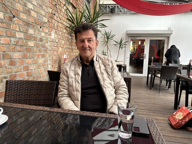 Oskar Turtenwald, Spitzenkandidat von Wir für Floridsdorf (Wiff), spricht im MeinBezirk-Interview über seine größten Anliegen. | Foto: Luise Schmid/MeinBezirk