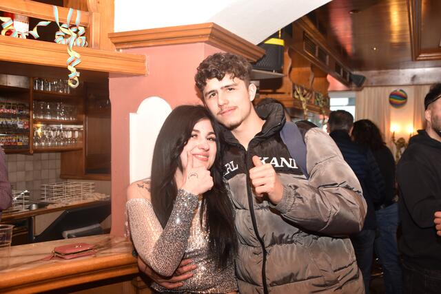 Nicolai und Kimberly genossen die gute Stimmung im Cafe Platzl in Rum. 