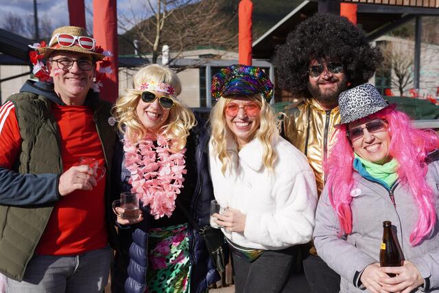 Josef- und Sandra Stickler, Julia- und Willy Spannring sowie Anita Berger zeigten sich in guter Laune.