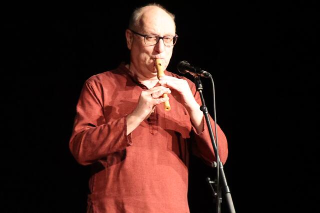 Flöten, Dudelsack und mehr ließ Wolfgang Moitz erklingen.