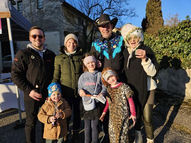 Patrick, Daniel und Annemarie Hameder mit Elisa, Eva und Jürgen Gamsjäger und Hermi Riegler | Foto: Simon Glösl