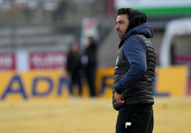 KSV-Trainer Ismail Atalan setzte in der Schlussphase auf totale Offensive. | Foto: GEPA pictures/Michael Riedler