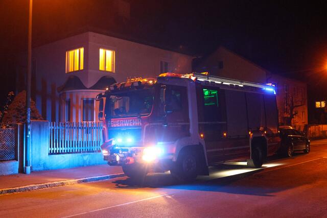 Weil ein Waschmittel für die Hausbewohner in einem Einfamilienhaus in Wels-Neustadt wie Gas oder Benzin roch, musste die Feuerwehr ausrücken. | Foto: laumat