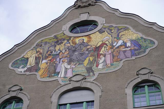 Dieses prunkvolle Fresko ist ebenfalls in Saggen zu finden.  | Foto: Alicia Martin Gomez