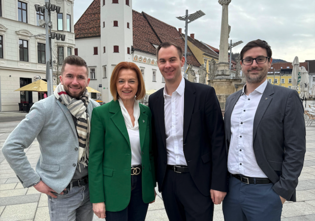 Landesrätin Simone Schmiedtbauer und Vizebürgermeister Reinhard Lerchbammer luden zum Austausch über die Zukunft des Wohnens ein. Im Bild: Simon Bäck, Simone Schmiedtbauer, Reinhard Lerchbammer, Simon Bäck (v. l.) | Foto: Liste Reinhard Lerchbammer