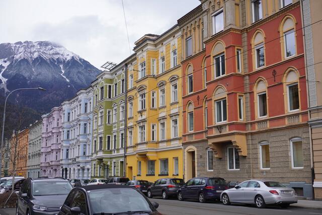 Bei einem Spaziergang durch Saggen kann man nun sein Wissen über den Stadtteil auf die Probe stellen.  | Foto: Alicia Martin Gomez