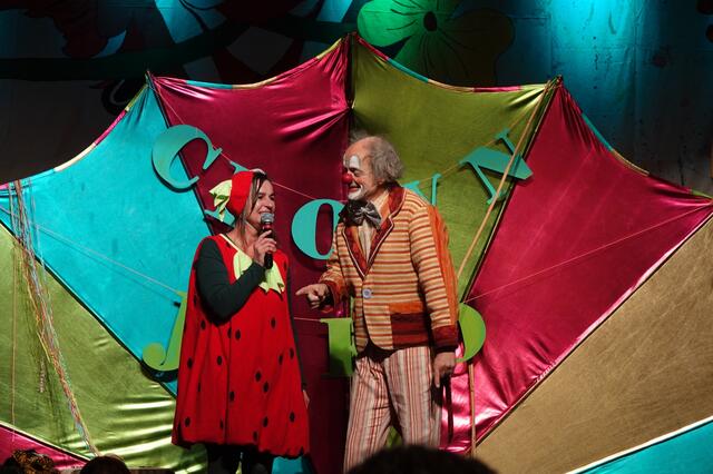 Clown Jako und die Kinderfreunde sorgten für die passende Unterhaltung. | Foto: Michael Blinzer