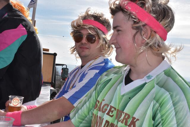 Großer Faschingsumzug am Dienstag, 4. März 2025 durch Bad Kreuzen.  | Foto: Robert Zinterhof