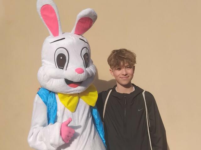 Sein Freund Hase. | Foto: Nicole Kaspar