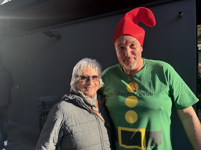 Paula und Erich genossen gemeinsam das bunte Faschingstreiben. | Foto: Kendlbacher