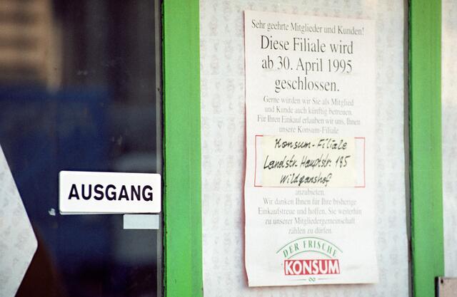 Diese Filiale in der Landstraßer Hauptstraße 195 kündigte für den 30. April 1995 die Schließung. | Foto: Robert Jäger / APA-Archiv / picturedesk.com