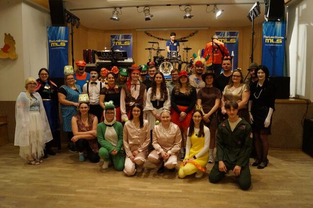 Die Mitglieder der Landjugend Waldkirchen beim Ball. | Foto: Landjugend Waldkirchen