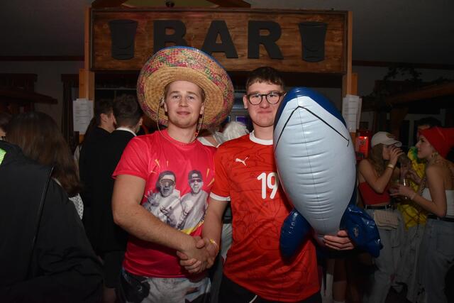 Erwin und Stefan vom Greil-Bau beim Lumpenball | Foto: Alois Braid/zema-medien.de