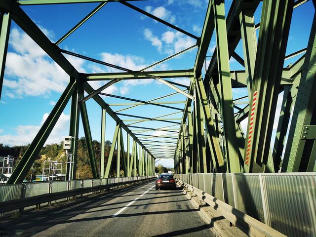 Die Donaubrücke Mauthausen sorgt seit vielen Jahren für erhitzte Gemüter in der Region. | Foto: Plank