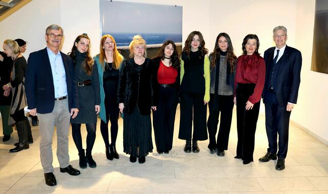 Gestern wurde in der BV-Galerie in Klagenfurt die Ausstellung "Felder der Identität – Spazi di identitá" eröffnet. | Foto: LPD Kärnten/Kuess