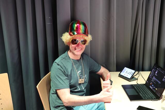 DJ Christian hatte beim Musikprogramm alles gut im Griff | Foto: Edith Ertl