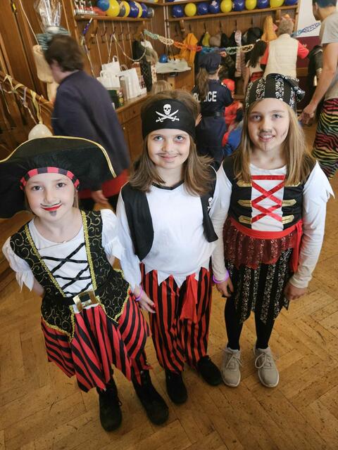 In Edelschrott hatten auch die Piratinnen das Sagen. | Foto: Holzmann