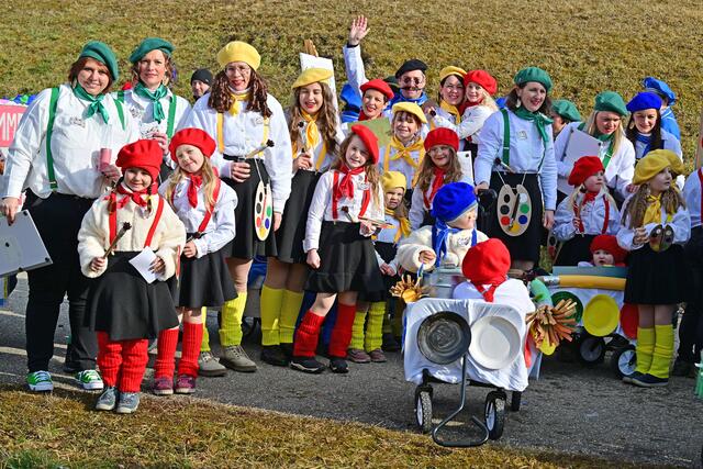 Top-Stimmung beim Viechtauer Faschingszug. | Foto: Wolfgang Spitzbart