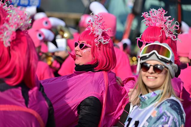 Viel Gaudi beim Viechtauer Faschingszug. | Foto: Wolfgang Spitzbart