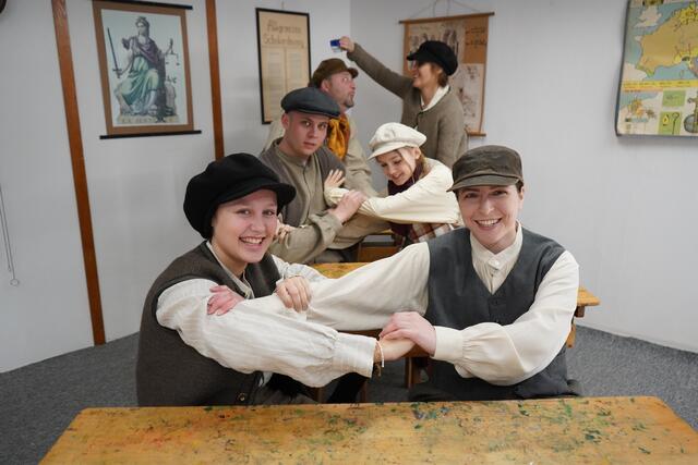 Humorvolle Schulstunden mit der Theatergruppe Mönchhof | Foto: Andrea Glatzer
