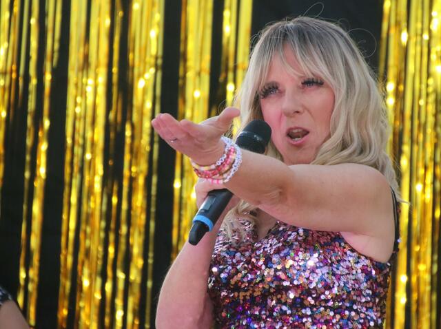 In eine andere Rolle geschlüpft