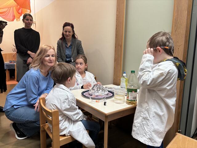 Die Kinder in der Bafep Judenburg experimentieren bereits.