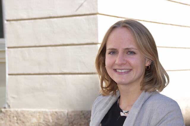 Anna Tröbinger koordiniert die Pflege und Betreuung im Bezirk Reutte. | Foto: LIV/Seeberger