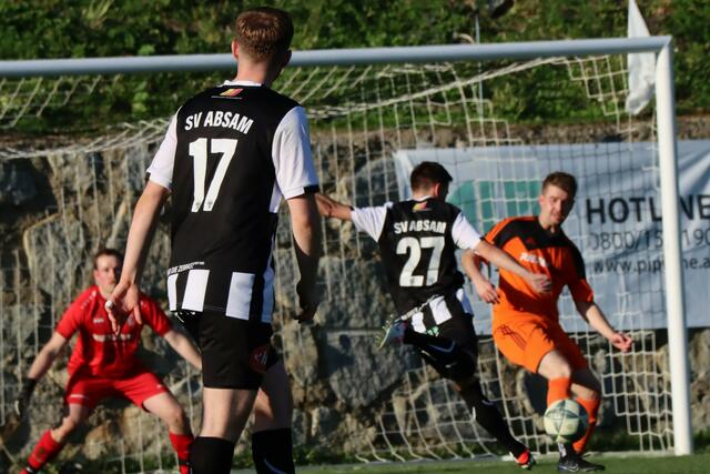 Platztausch: der SV Absam empfängt den SV Reutte im TFV Kerschdorfer Tirol Cup. (Archivfoto) | Foto: Hubmann