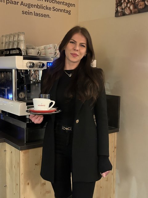 Alina Ledineg, 22 Jahre alt, ist seit September 2024 als Operations Managerin im JUFA Hotel Maria Lankowitz tätig. | Foto: Jufa Hotels