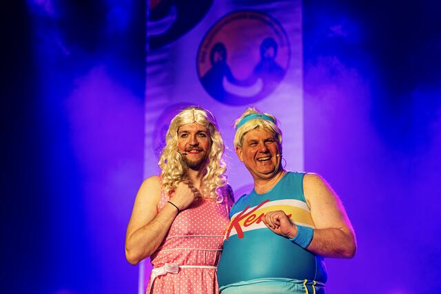 Zwei Freunde fürs Leben Barbie und Ken
Monschein und Tessmann | Foto: Herbert Fauster