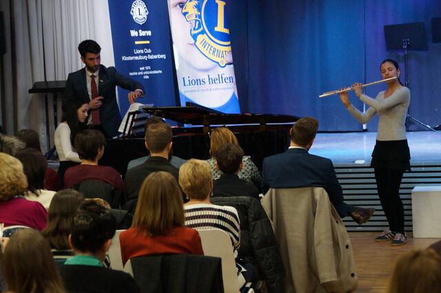 Felicitas Gamsjäger (Klavier) und Carla Schulte-Hermann (Flöte)