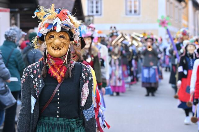 Traditioneller Fetzenzug in Ebensee. | Foto: Wolfgang Spitzbart