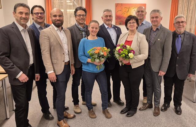 Herbert Zierlich (SPÖ), Matthias Pölzer und Sebastian Kerschner (ÖVP), Timm Uthe (GRÜNE), Sabrina Kalteis, Herbert Permoser und Theresia Frühauf (ÖVP), Martin Sommer (SPÖ), Walter Wieser (ÖVP) und Karl Frühauf (FPÖ), nicht am Foto: Andreas Trimmel und Bernhard Leonhardsberger (ÖVP) | Foto: Stadtgemeinde Mank