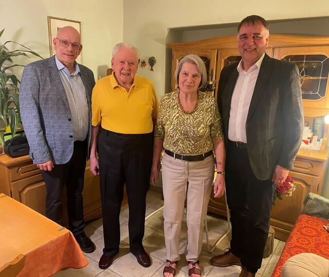 gGR Nikolaus Stöckl, Wolfgang Ott, Margarete Ott, Bgm. Thomas Raidl | Foto: Marktgemeinde Sonntagberg
