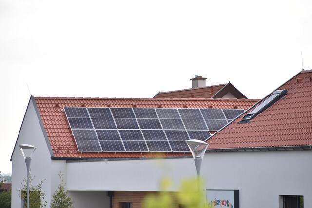Die Mehrwertsteuerbefreiung für Photovoltaik-Anlagen im Privatbereich könnte am Freitag enden.  | Foto: Stefan Schneider