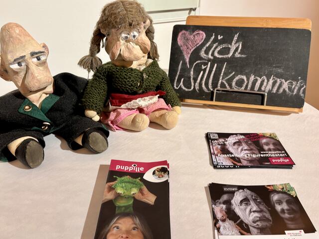 Puppentheater einst bis jetzt zeigte die Vernissage in Gleisdorf den Besucherinnen und Besucher.  | Foto: MeinBezirk/Hofmüller
