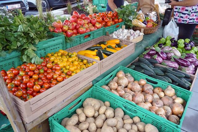 Frisches Gemüse beim Bauernmarkt in Köflach | Foto: Stadtgemeinde Köflach