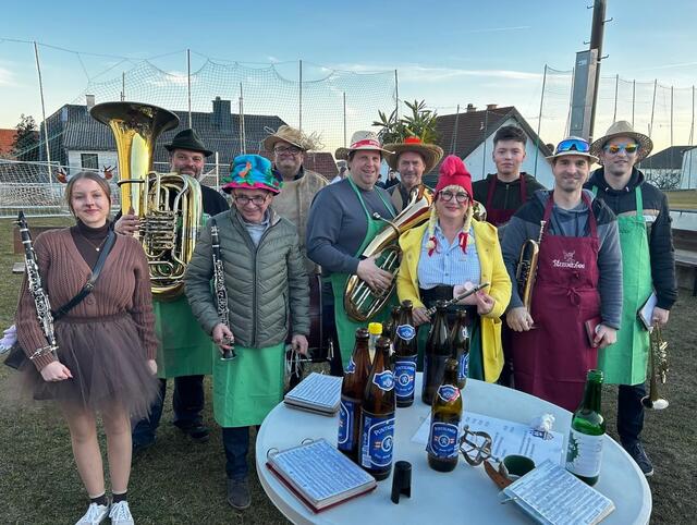 Foto: MV Edelserpentin Bernstein