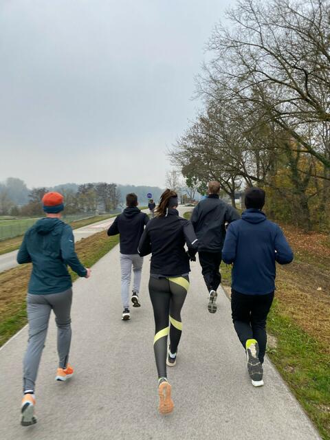 Gemeinsam laufen, wie hier an der Donau, macht mehr Spaß. | Foto: Social Run