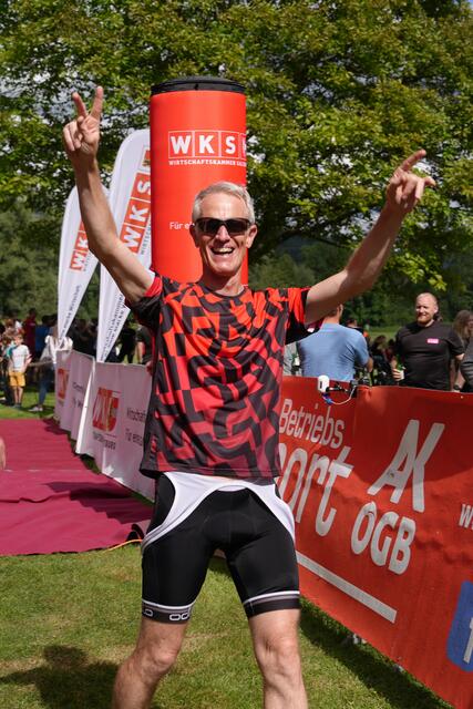 Sei dabei, stärke den Teamgeist mit deinen KollegInnen und erlebe einen unvergesslichen Wettkampftag beim Firmentriathlon 2025. | Foto: RegionalMedien Salzburg