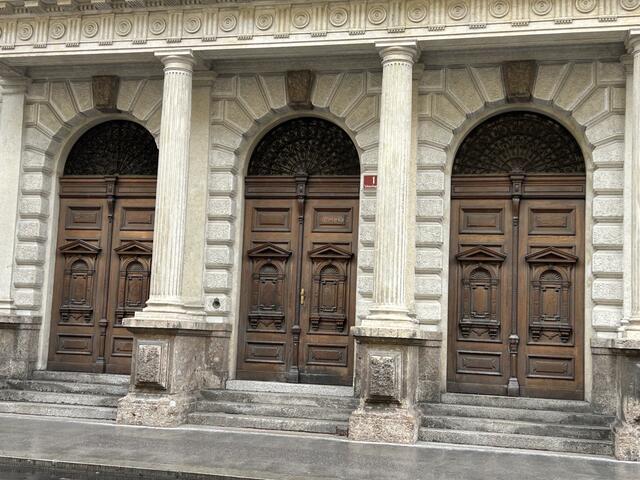 Das Gerichtsgebäude in der Schmerlingstraße in Innsbruck steht heute noch. | Foto: SKN
