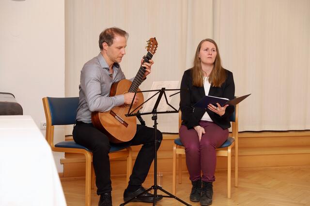 Musikalische Umrahmung durch das Duo Carina und Andreas. | Foto: Alfred Mayer