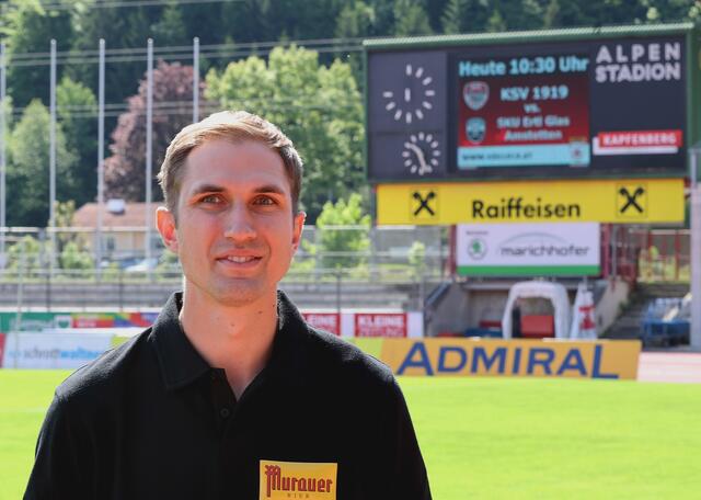 Matthias Puschl im Alpenstadion Kapfenberg, das zumindest bis 2027 seine sportliche Heimat ist. | Foto: Gaube