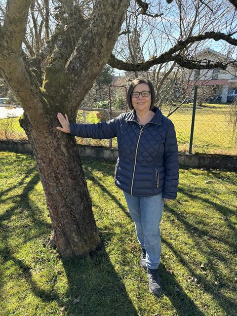 Bei der Caritas-Haussammlung bleiben 40 Prozent der Spenden in den Pfarren für Hilfe in der Nachbarschaft und in der Gemeinde, 60 Prozent gehen über die Caritas an Menschen in Not in der Region. Eine der Haussammlerinnen ist Ulli Zechner-Kamberger. | Foto: Lisa Gold