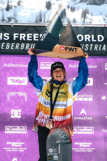 Siegerin Damen Snowboard. | Foto: FWT/Bernard