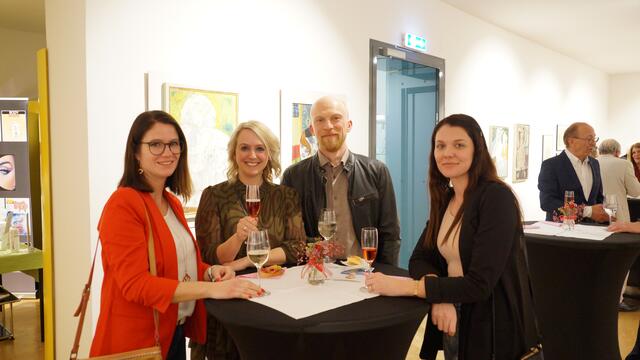 Netzwerken war nach dem Vortrag im Kunsthaus Köflach angesagt. | Foto: Schrapf