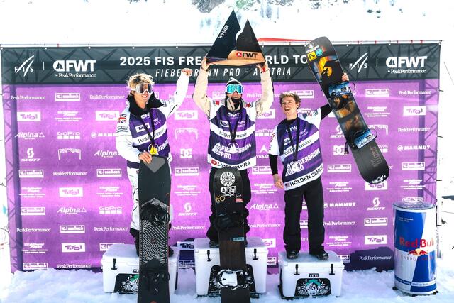 Podest, Herren Snowboard. | Foto: FWT/Bernard