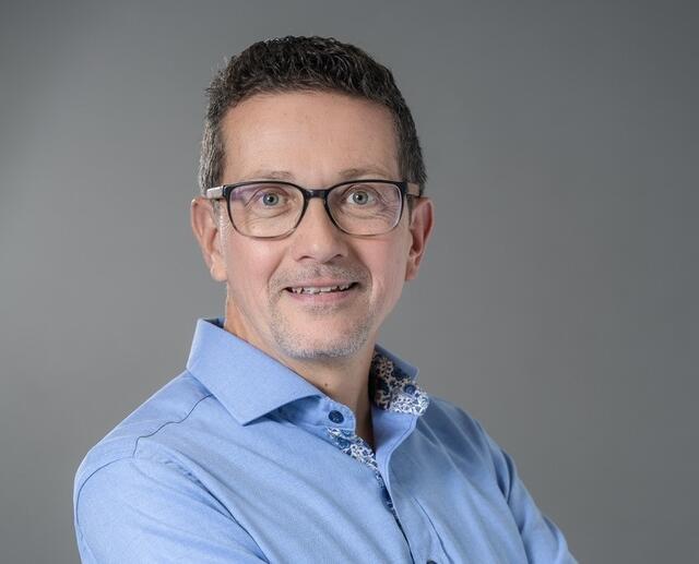 Markus Dirschlmayr ist als gerichtlich zertifizierter Unfallsachverständiger im Bezirk Leoben tätig und wird die hiesigen Gefahrenstellen im Verkehr aus Expertensicht beurteilen. | Foto: Katharina Paller